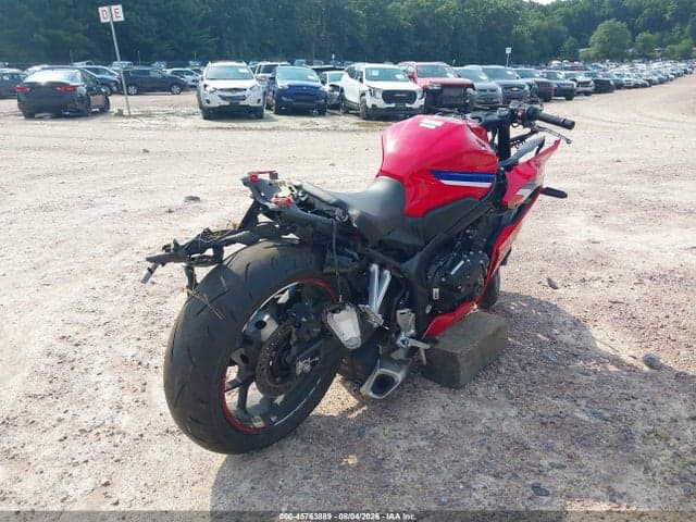2025 HONDA CBR650 R 4
