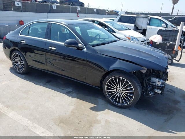 2026 MERCEDES-BENZ C 300