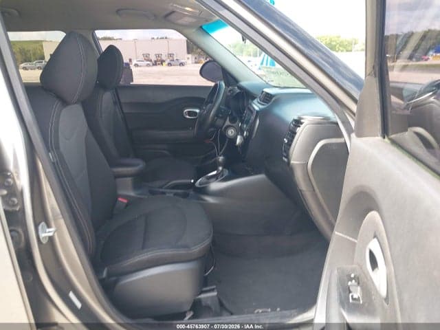 2019 KIA SOUL + 5