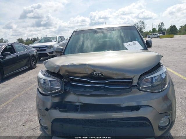 2019 KIA SOUL + 6