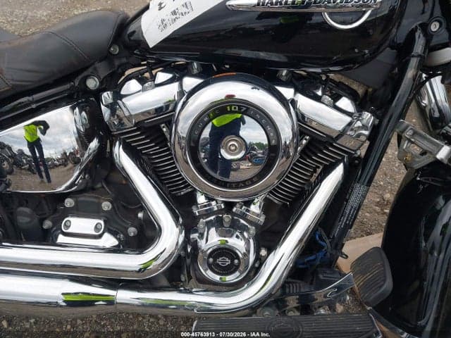 2020 HARLEY-DAVIDSON FLHC 8