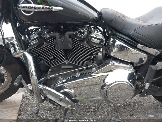 2020 HARLEY-DAVIDSON FLHC 9