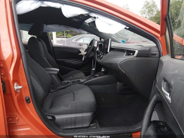 2025 TOYOTA COROLLA SE 5