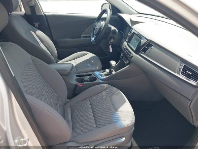 2018 KIA NIRO FE 5