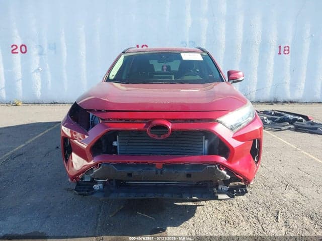 2019 TOYOTA RAV4 LE 13