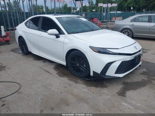 2025 TOYOTA CAMRY SE - 1