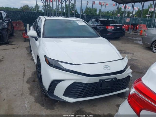 2025 TOYOTA CAMRY SE 12
