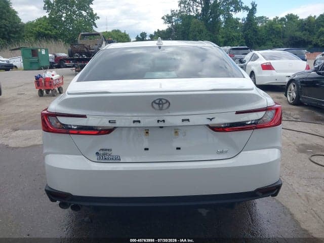 2025 TOYOTA CAMRY SE 16
