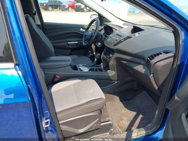 2017 FORD ESCAPE SE 5