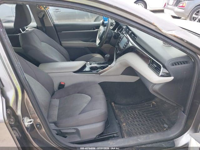 2020 TOYOTA CAMRY LE AWD 5