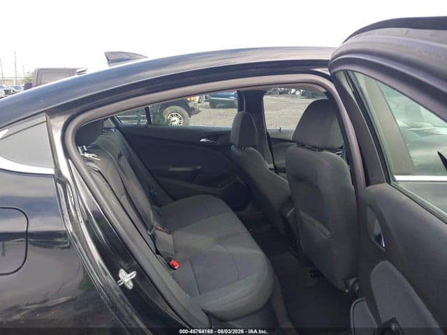 2018 CHEVROLET CRUZE LT AUTO 8