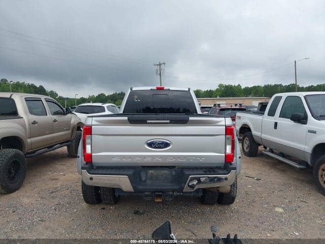 2018 FORD F-350 LARIAT 16