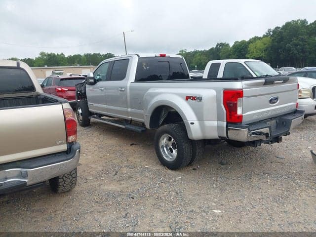 2018 FORD F-350 LARIAT 3