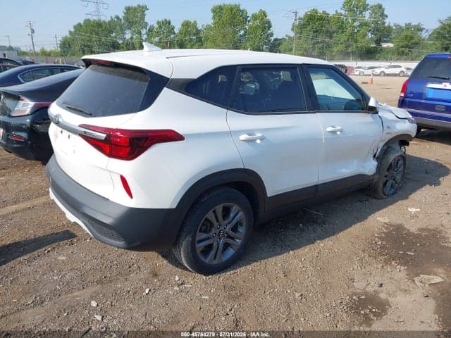 2021 KIA SELTOS LX 4