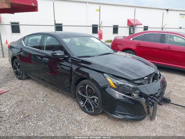 2023 NISSAN ALTIMA SR FWD