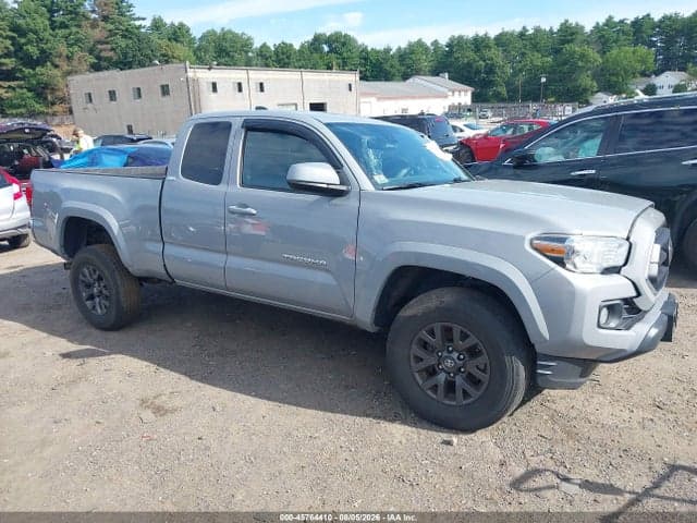 2020 TOYOTA TACOMA SR5 V6 14