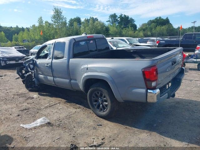 2020 TOYOTA TACOMA SR5 V6 15