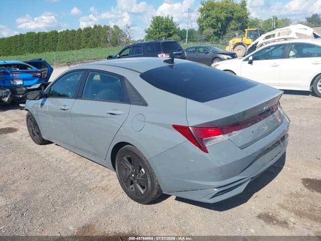 2021 HYUNDAI ELANTRA SEL 3