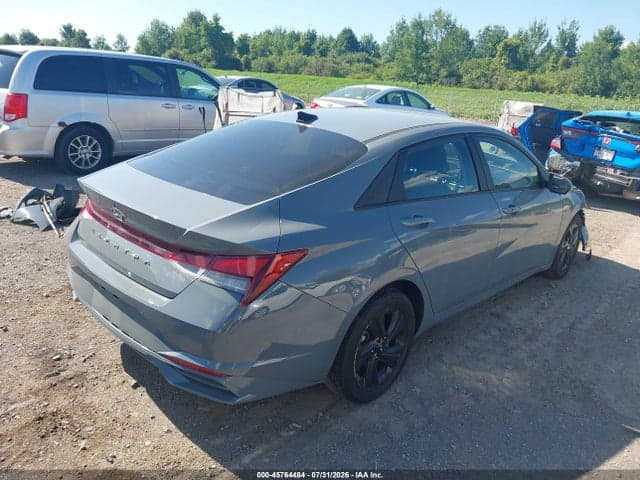 2021 HYUNDAI ELANTRA SEL 4