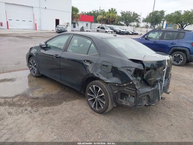 2017 TOYOTA COROLLA XSE 3