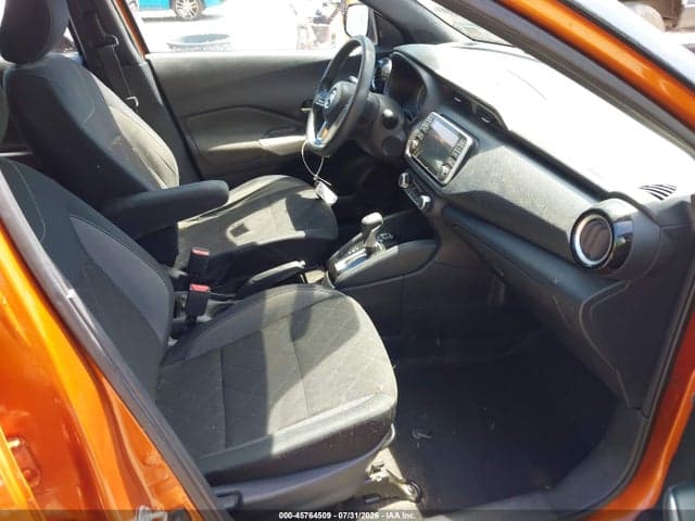 2018 NISSAN KICKS SV 5