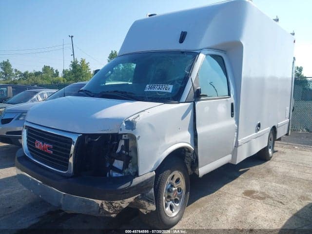 2024 GMC SAVANA CUTAWAY WORK VAN 2