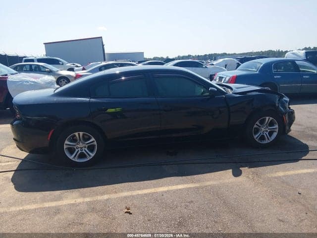 2017 DODGE CHARGER SE RWD 13