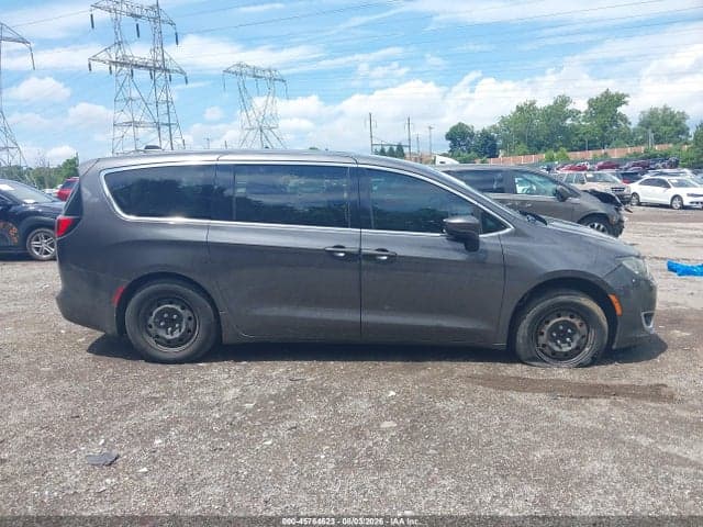 2018 CHRYSLER PACIFICA L 13