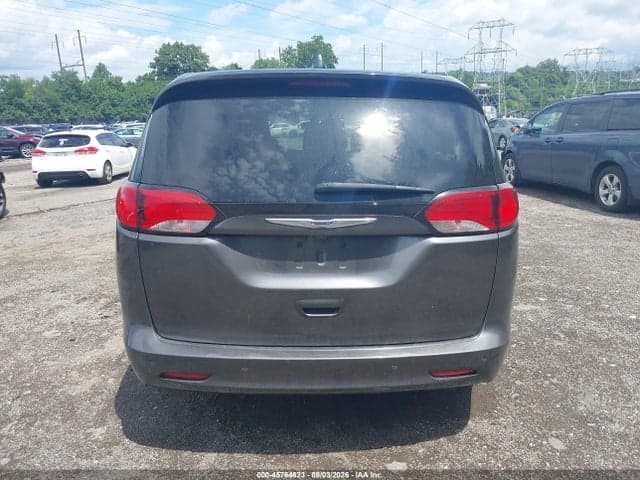 2018 CHRYSLER PACIFICA L 16