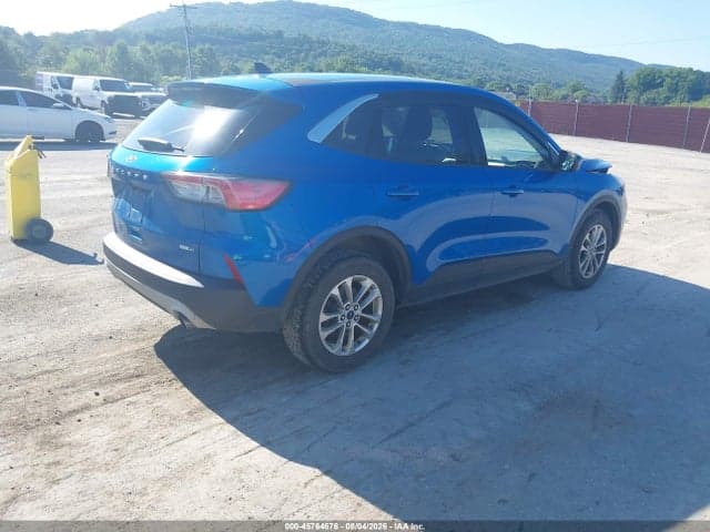 2020 FORD ESCAPE SE 4