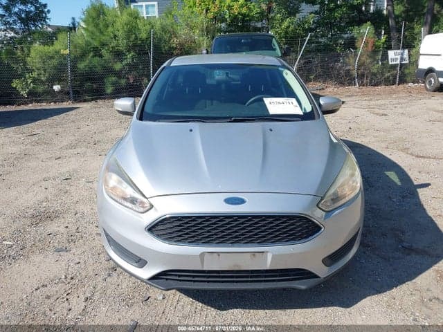 2017 FORD FOCUS SE 12