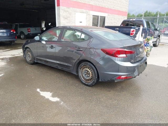 2020 HYUNDAI ELANTRA SE 3