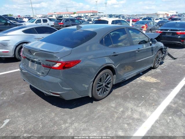 2026 TOYOTA CAMRY SE 4
