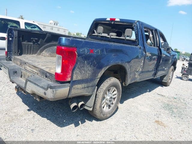 2019 FORD F-250 XLT 4