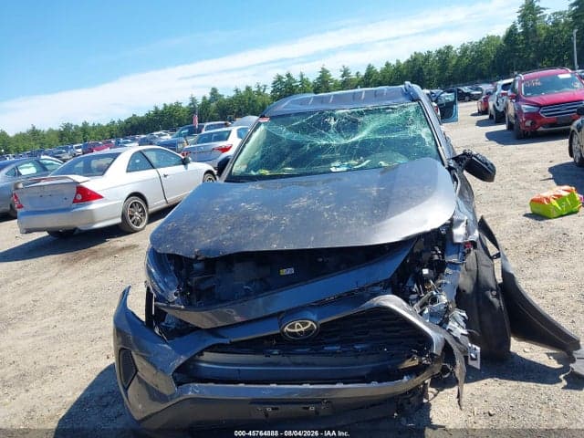 2021 TOYOTA RAV4 LE 6