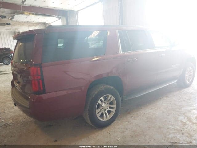 2017 CHEVROLET SUBURBAN LT 4