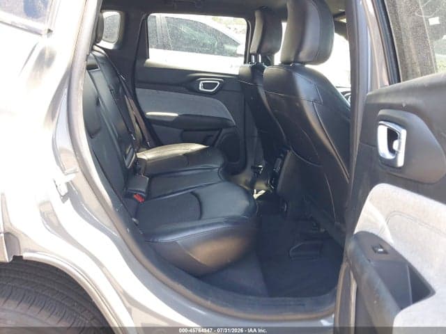 2023 JEEP COMPASS LATITUDE 4X4 8