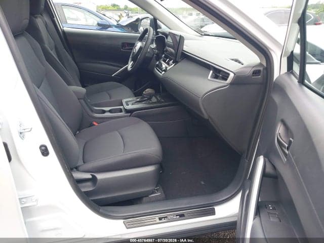 2026 TOYOTA COROLLA CROSS LE 5