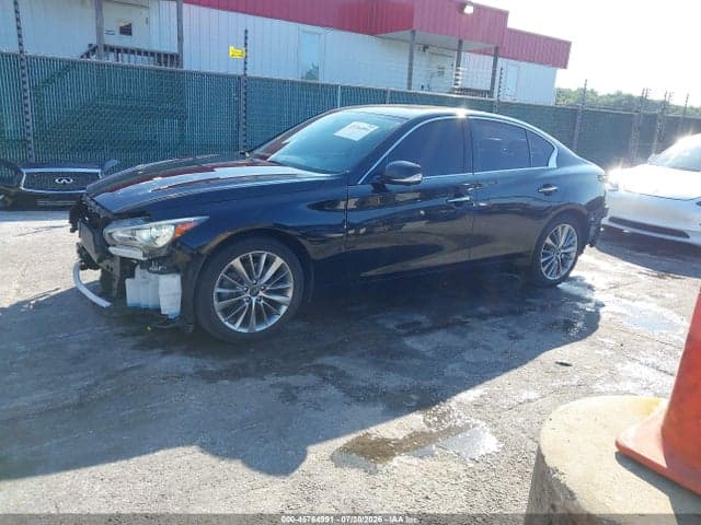 2018 INFINITI Q50 3.0T LUXE 2