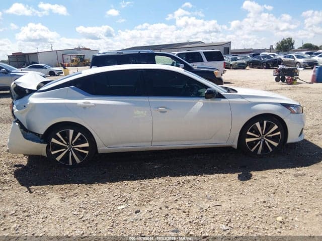 2020 NISSAN ALTIMA SR FWD 13
