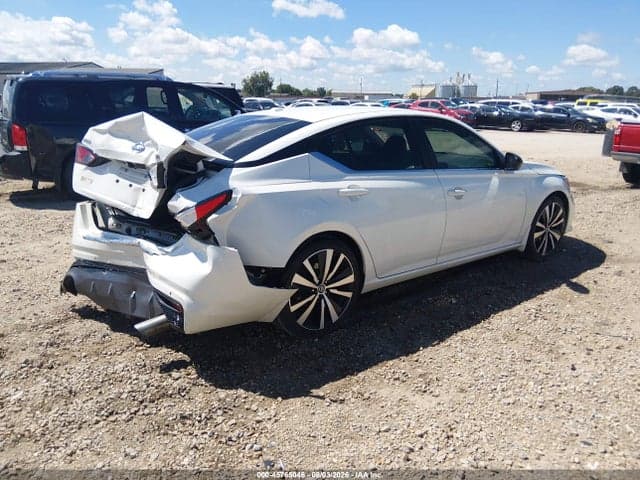 2020 NISSAN ALTIMA SR FWD 4