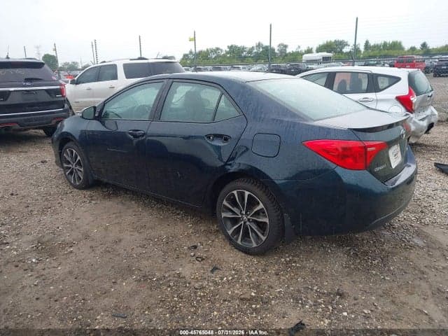 2017 TOYOTA COROLLA SE 3