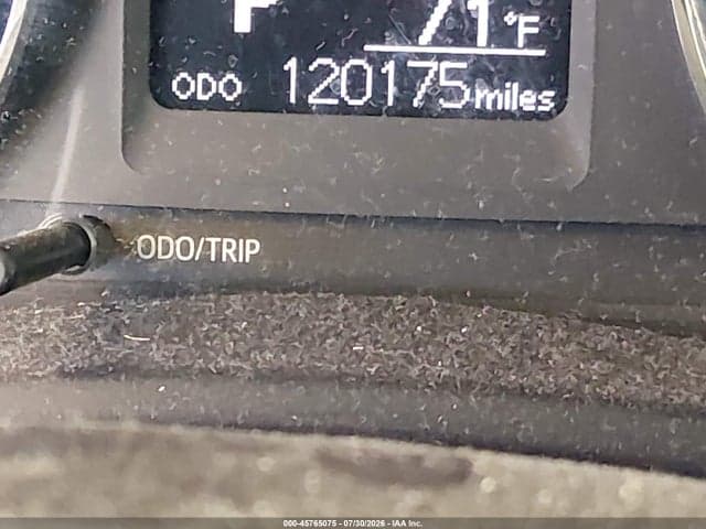 2017 TOYOTA COROLLA LE 15
