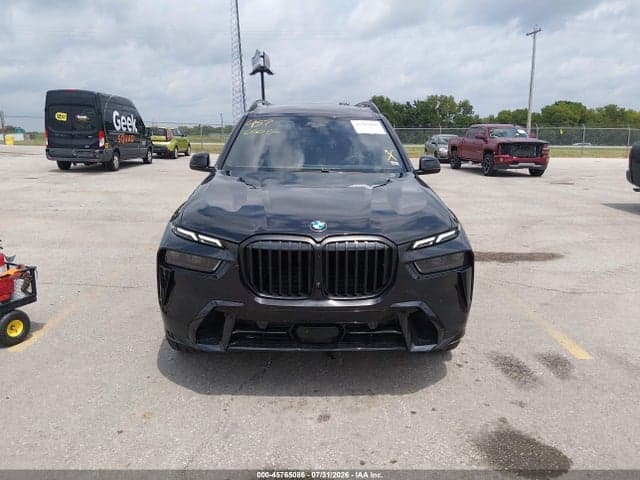 2025 BMW X7 XDRIVE40I 12