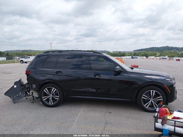 2025 BMW X7 XDRIVE40I 13