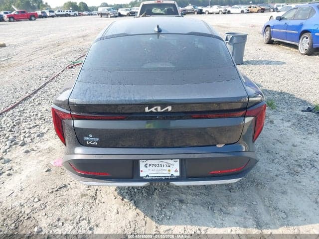 2026 KIA K4 LXS 17