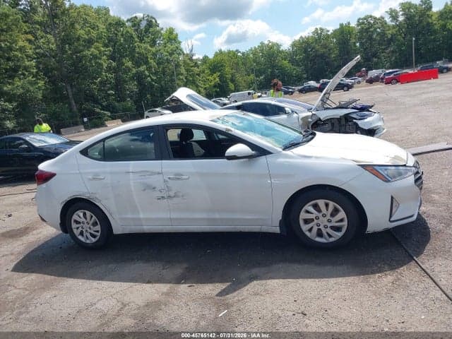 2019 HYUNDAI ELANTRA SE 13