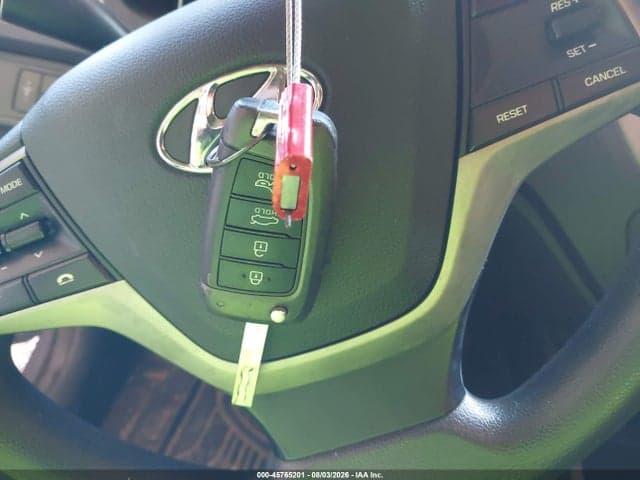 2019 HYUNDAI ACCENT SE 11
