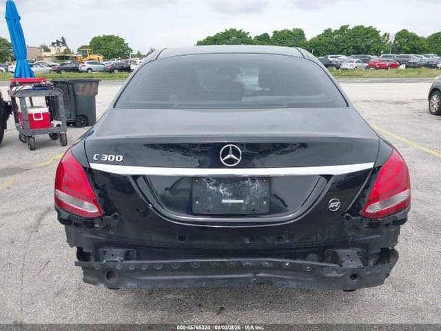 2017 MERCEDES-BENZ C 300 6
