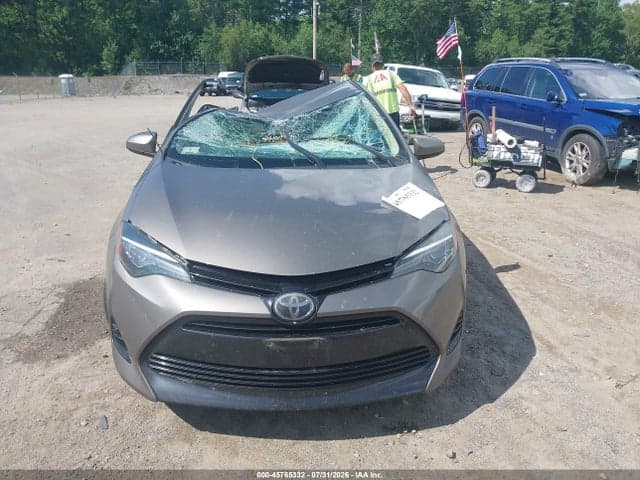 2018 TOYOTA COROLLA LE 12